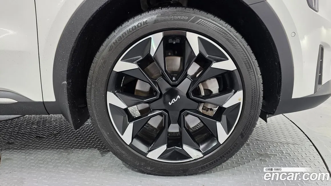 Kia Sorento — фото 5