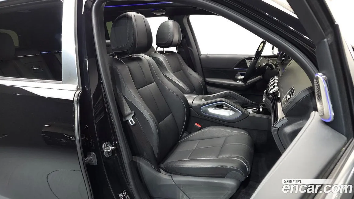 Mercedes-Benz GLS-Class — фото 10
