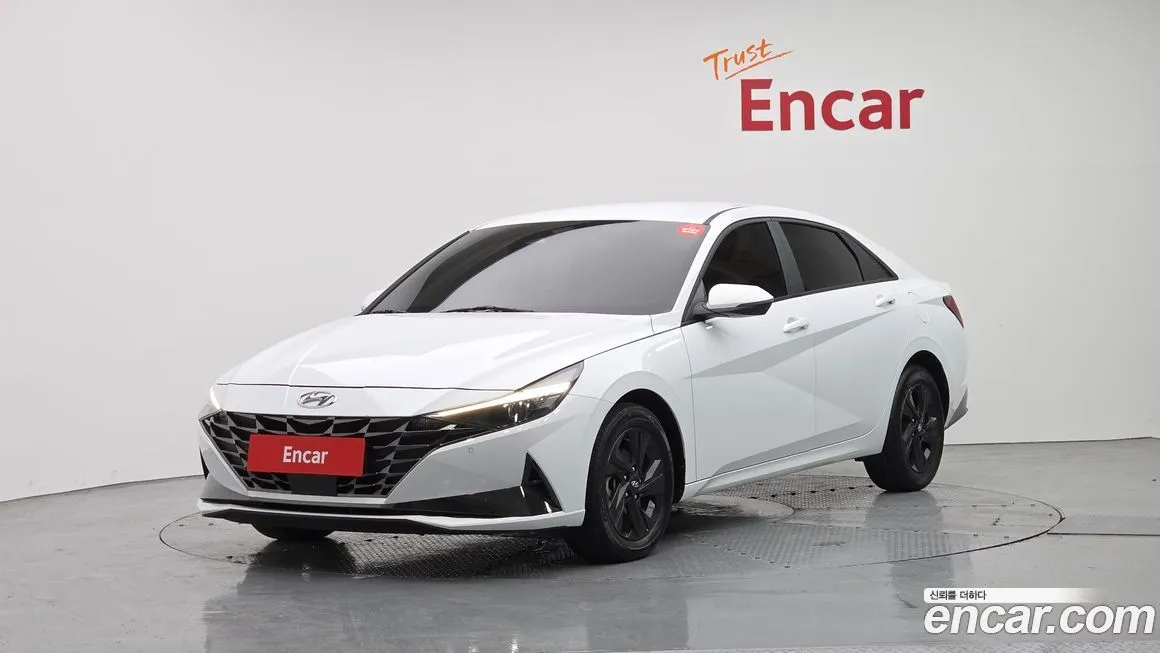 Hyundai AVANTE 2023 из KR, фото 1