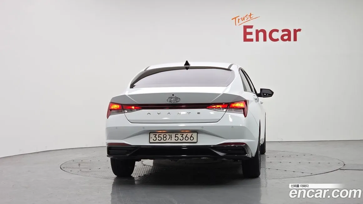 Hyundai AVANTE 2023 из KR, фото 4
