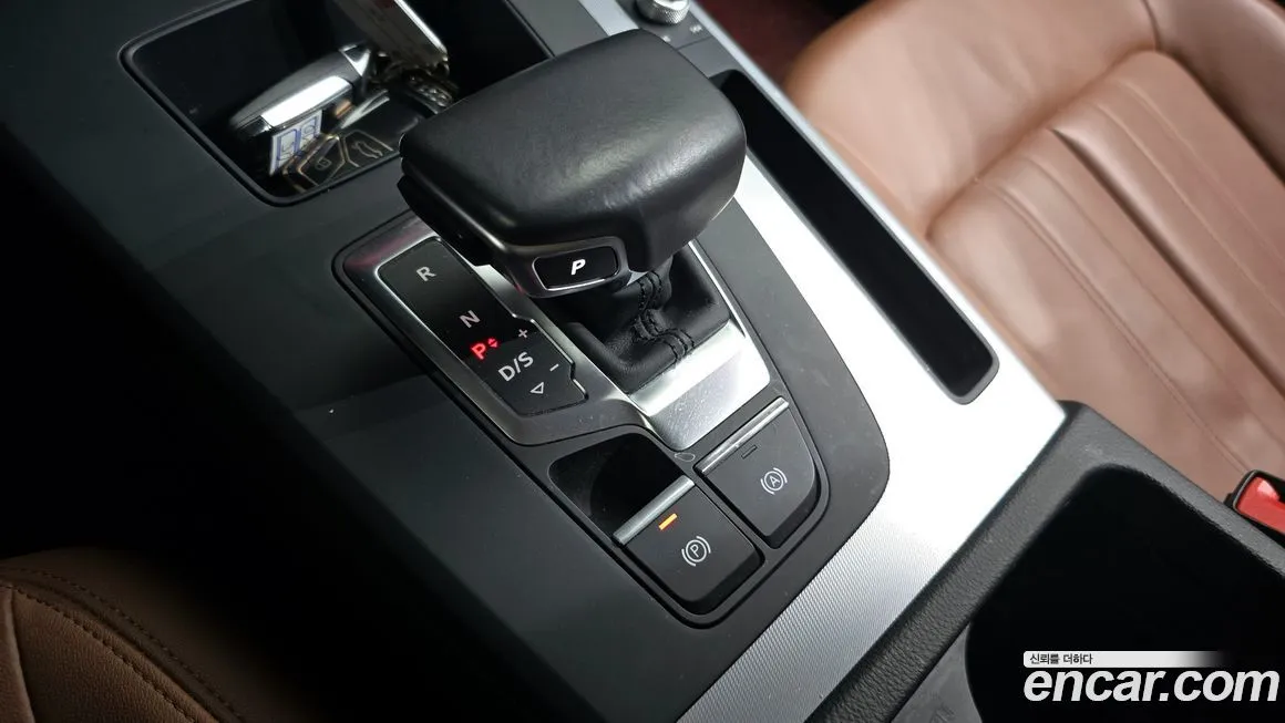 Audi Q5 2021 из KR, фото 9