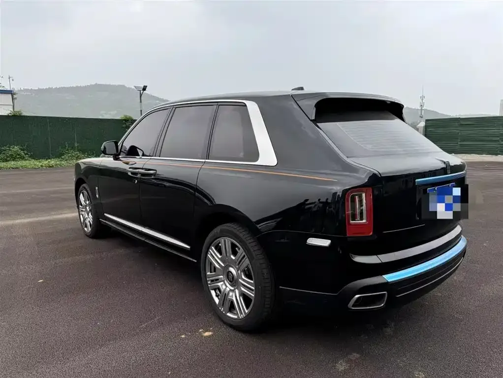Rolls-Royce Cullinan 2024 из CN, фото 2