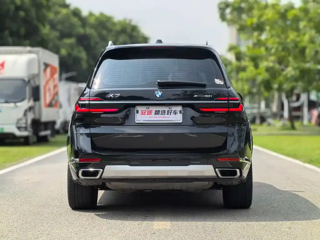 BMW X7 — фото 4