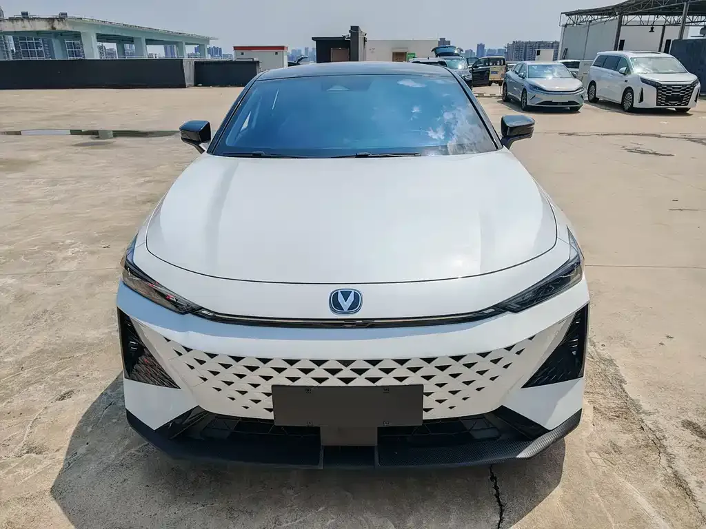 Changan UNI-V 2024 из CN, фото 2