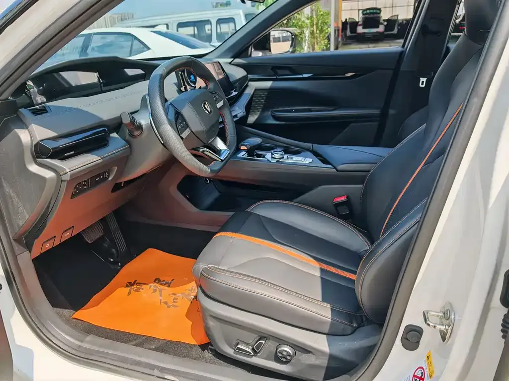 Changan UNI-V 2024 из CN, фото 8