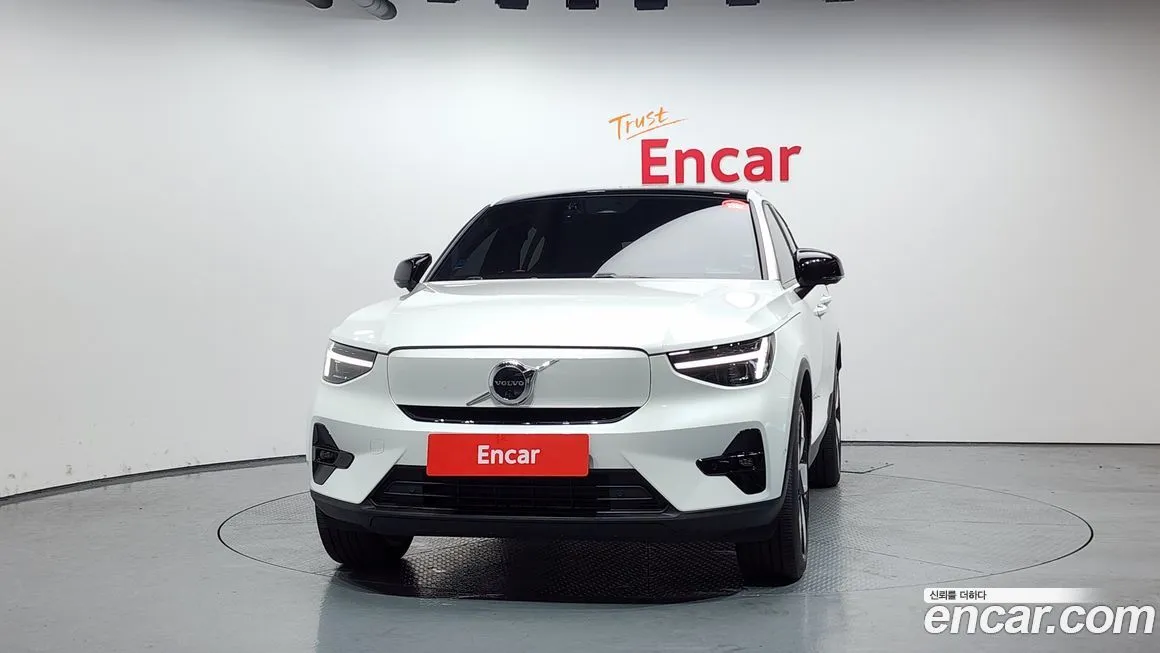 Volvo C40 2023 из KR, фото 3