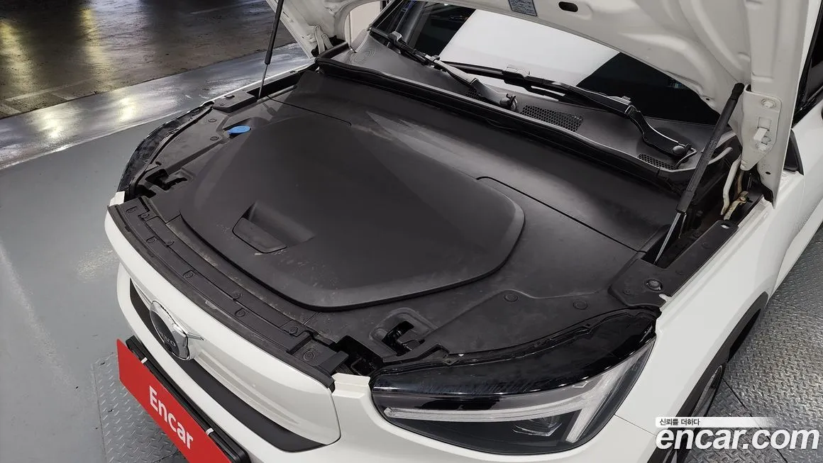 Volvo C40 2023 из KR, фото 6