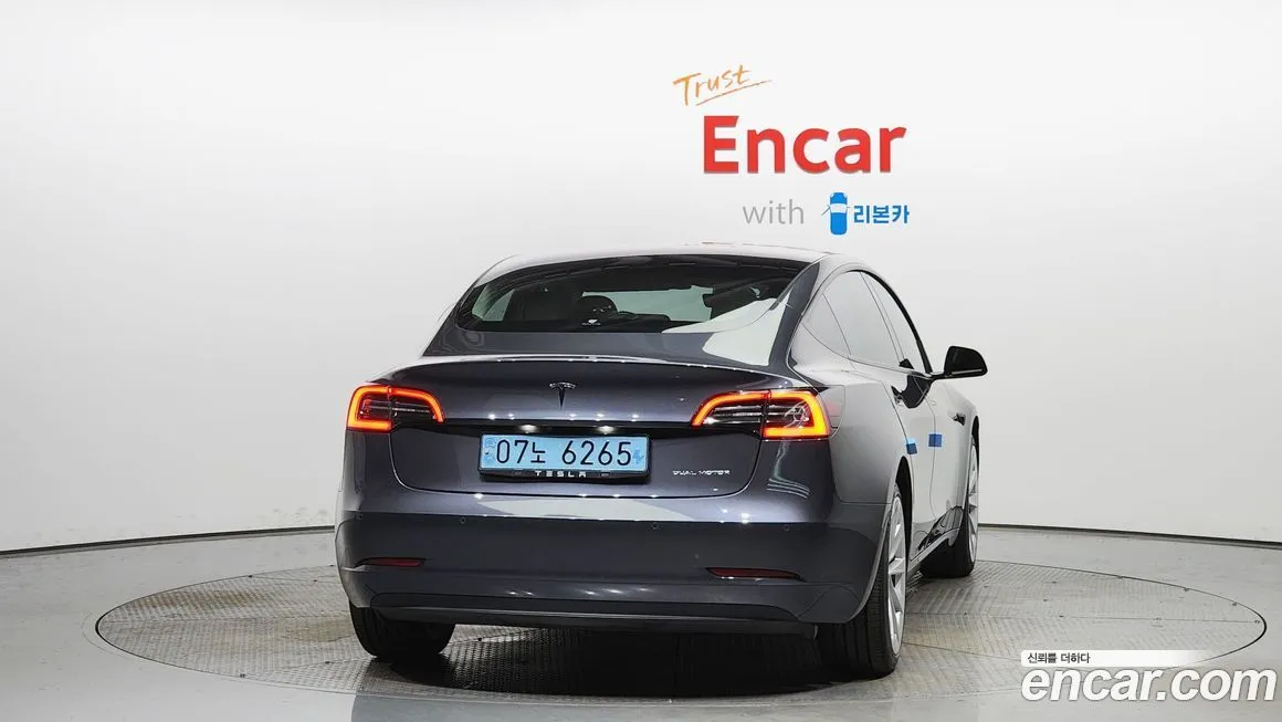 Tesla Model 3 2022 из KR, фото 4