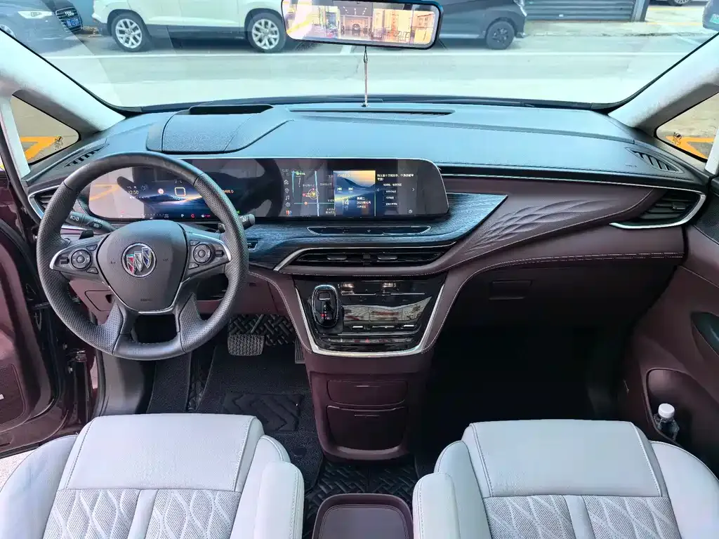 Buick GL8 2023 из CN, фото 7