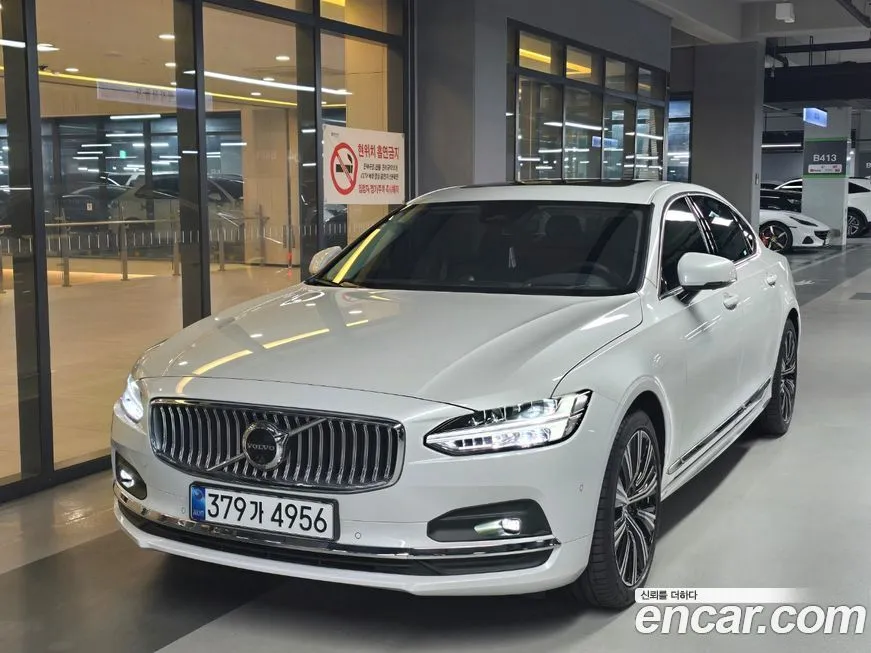 Volvo S90 2025 из KR, фото 2