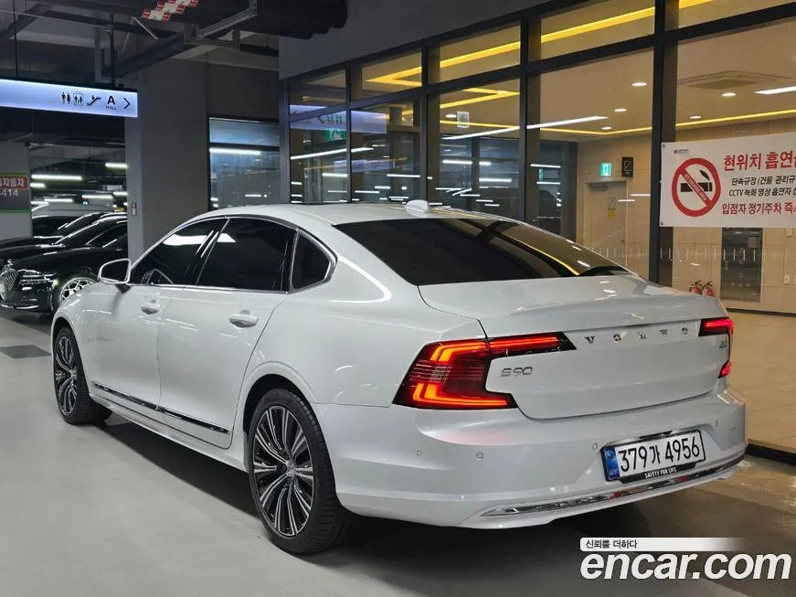 Volvo S90 2025 из KR, фото 4