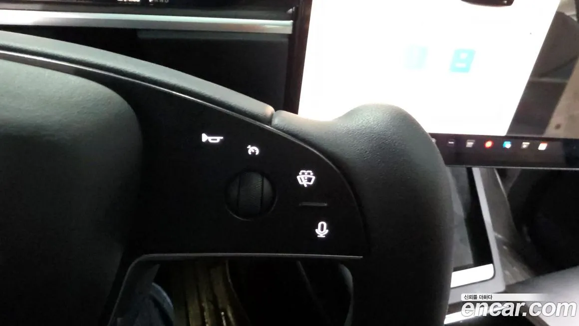 Tesla Model X 2023 из KR, фото 9