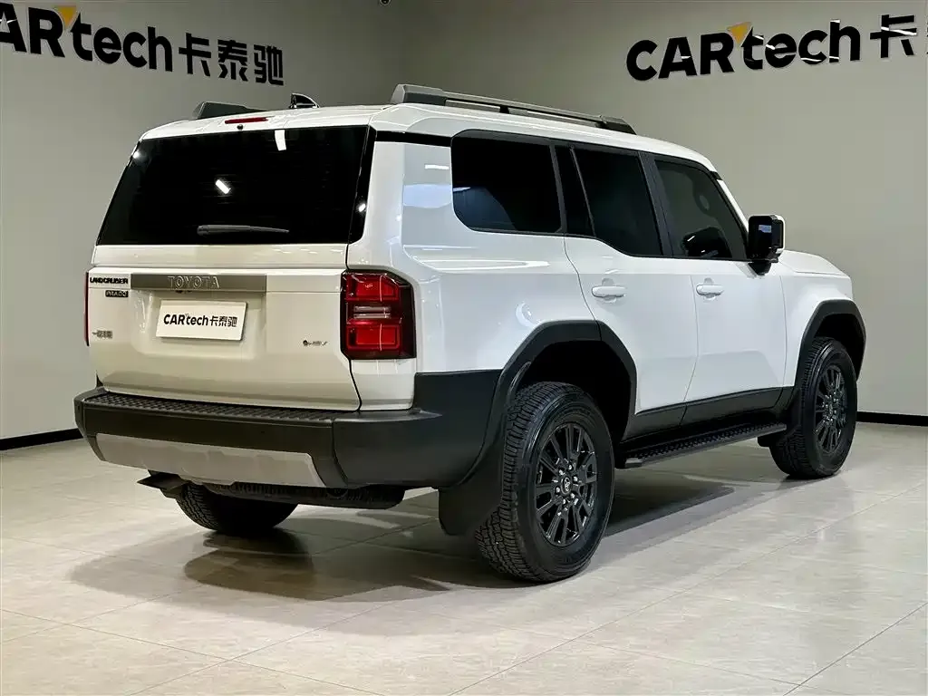 Toyota Prado 2025 из CN, фото 4