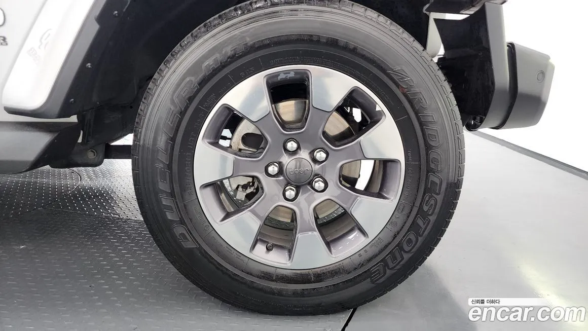 Jeep Wrangler 2021 из KR, фото 5