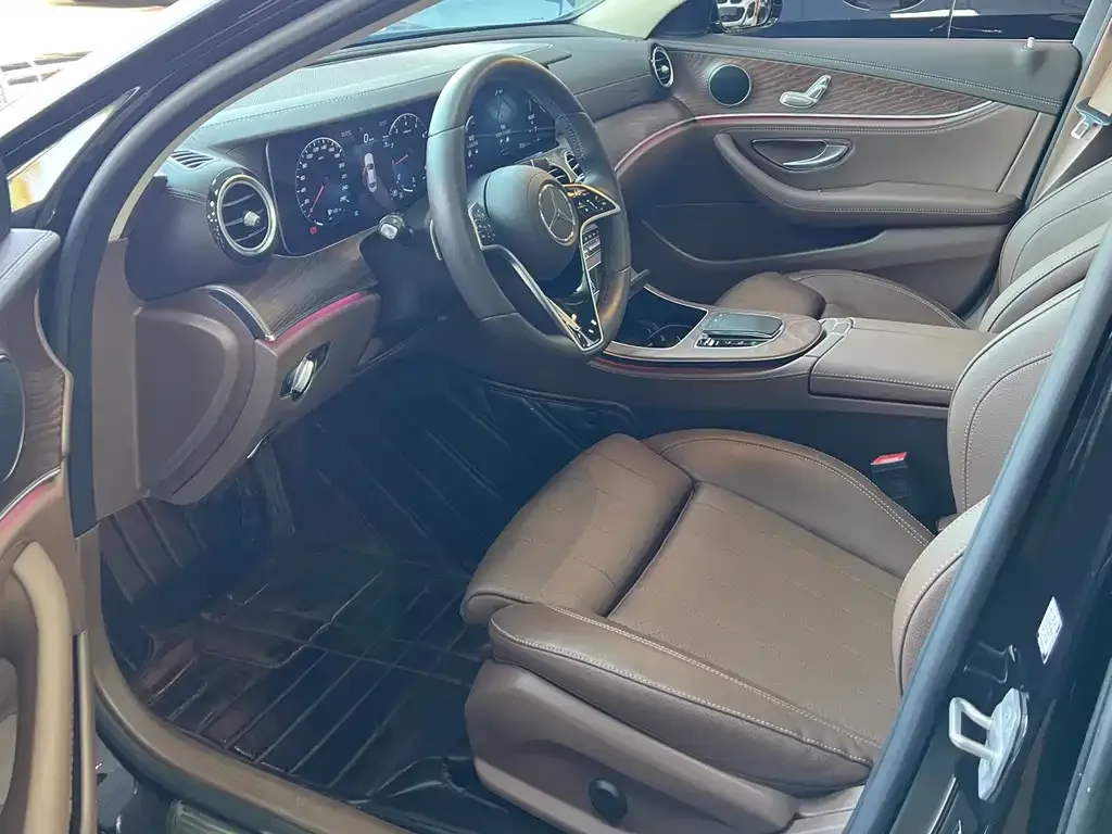 Mercedes-Benz E-Class 2023 из CN, фото 4