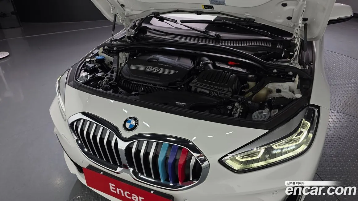 BMW 1-Series 2023 из KR, фото 6