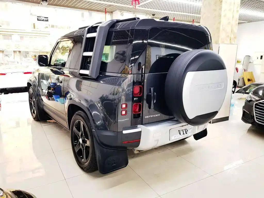 Land Rover Defender — фото 4