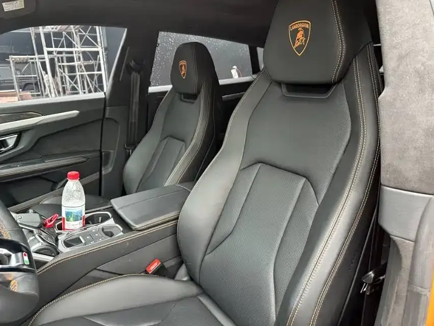 Lamborghini Urus 2021 из CN, фото 4
