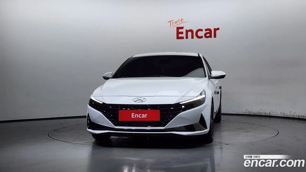 Hyundai AVANTE — фото 3