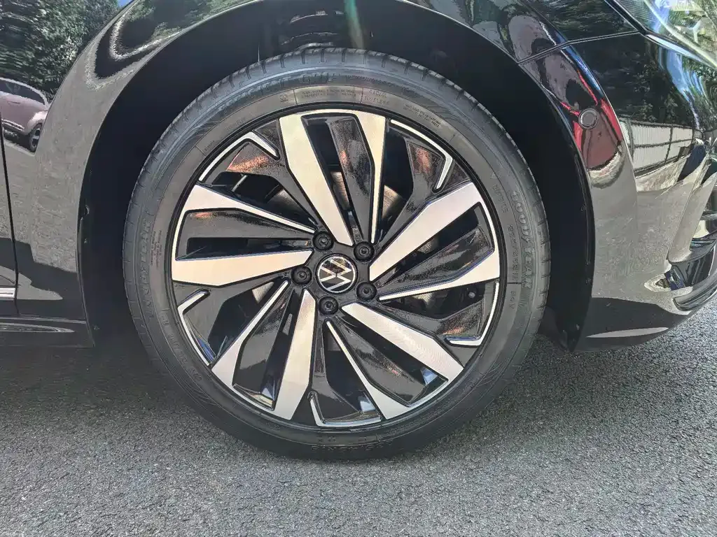 Volkswagen Passat 2022 из CN, фото 4