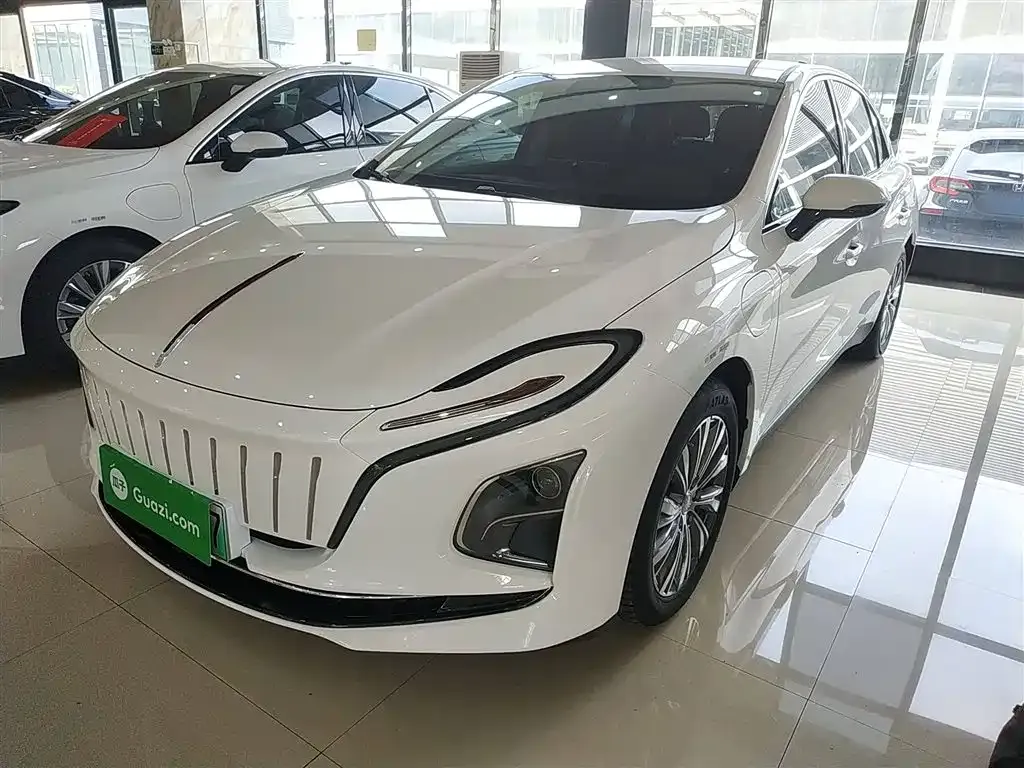 Hongqi E-QM5 — фото 2