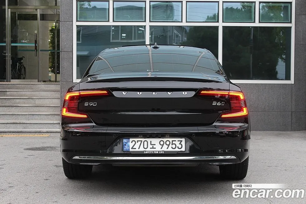 Volvo S90 2023 из KR, фото 5