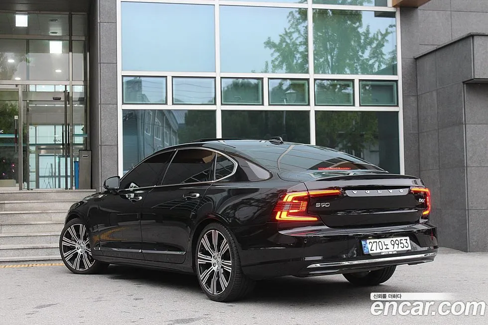 Volvo S90 2023 из KR, фото 6