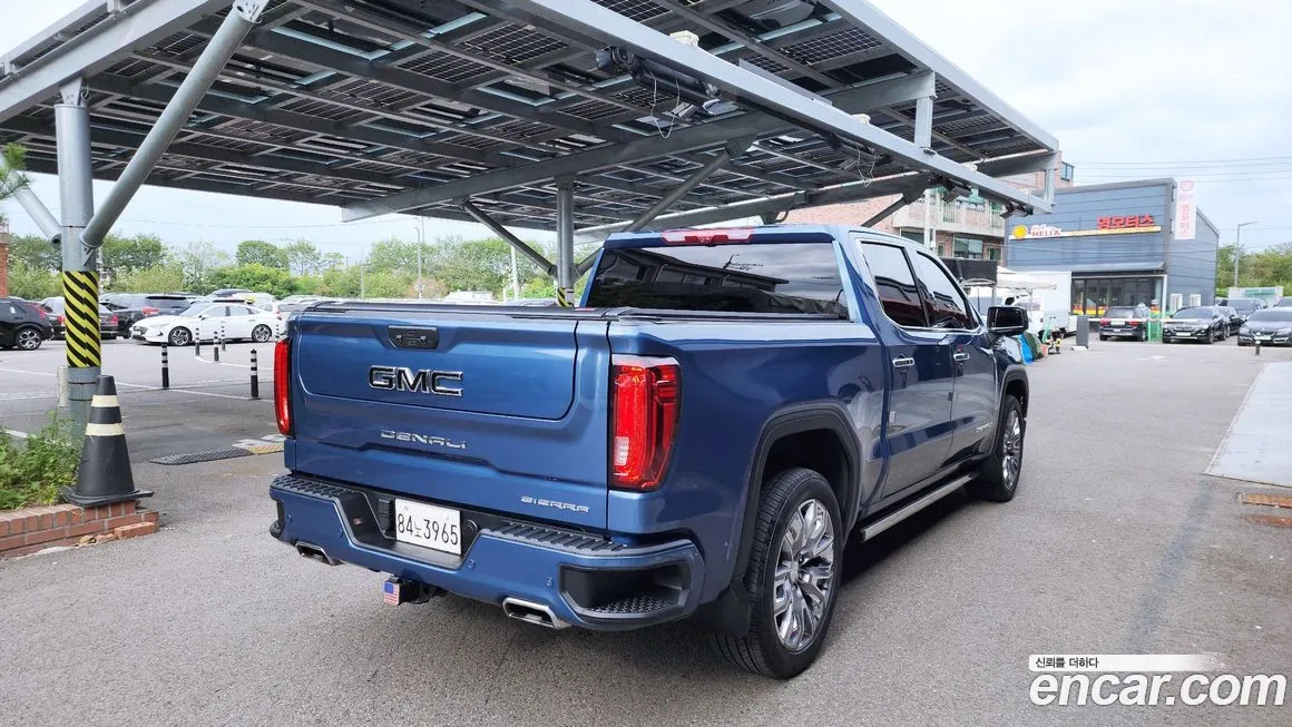 GMC Sierra — фото 2