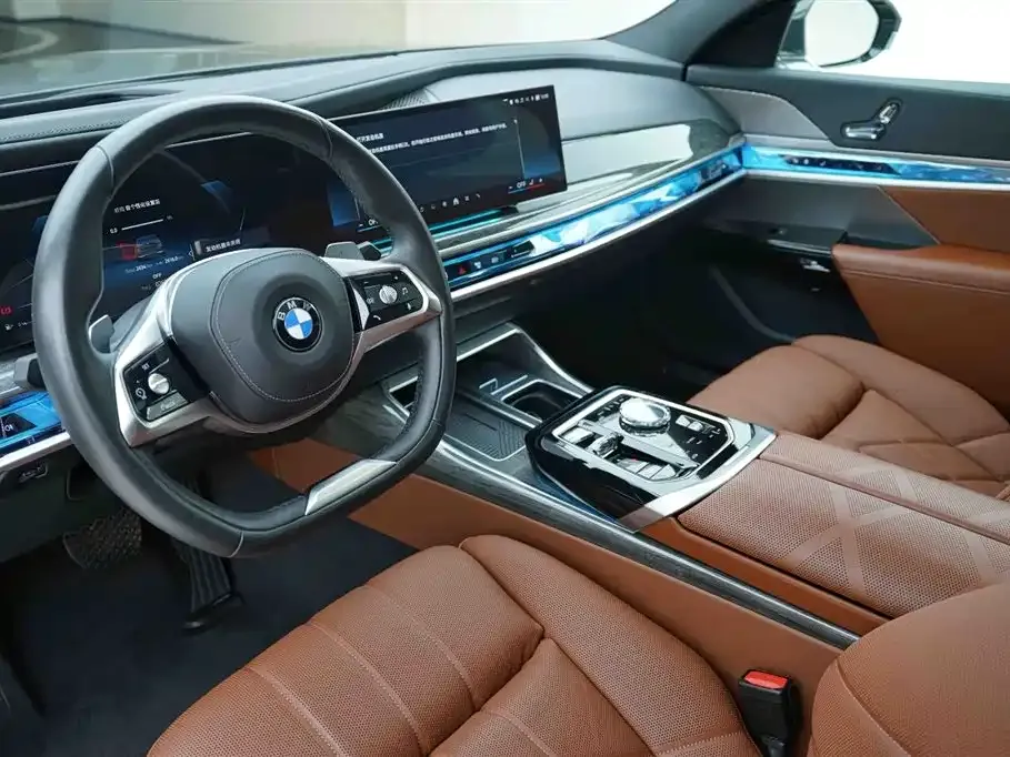 BMW 7 Series 2024 из CN, фото 9
