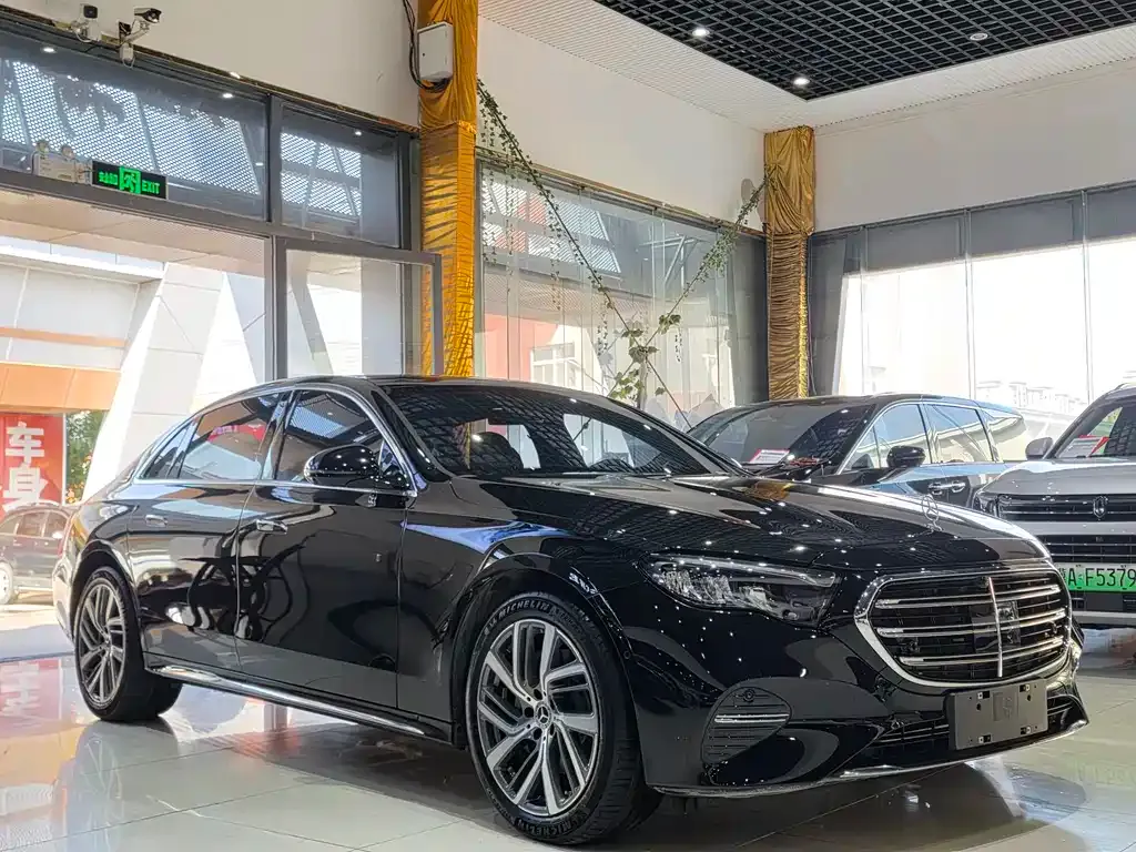 Mercedes-Benz E-Class 2025 из CN, фото 4