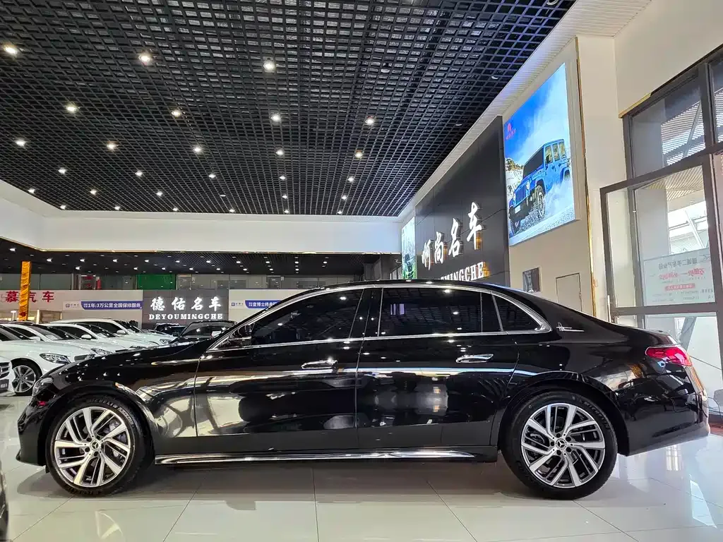 Mercedes-Benz E-Class 2025 из CN, фото 5
