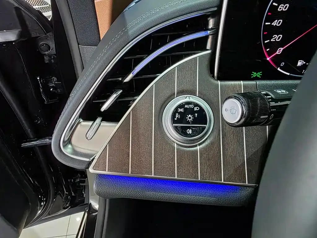 Mercedes-Benz E-Class 2025 из CN, фото 8