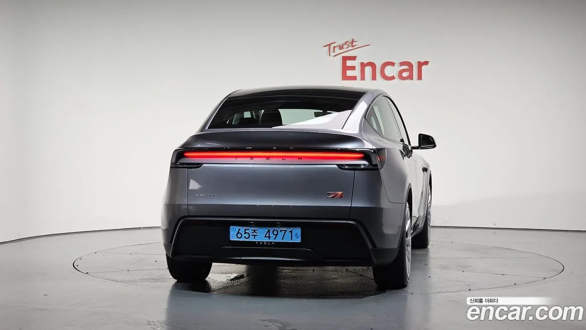 Tesla Model Y 2025 из KR, фото 4