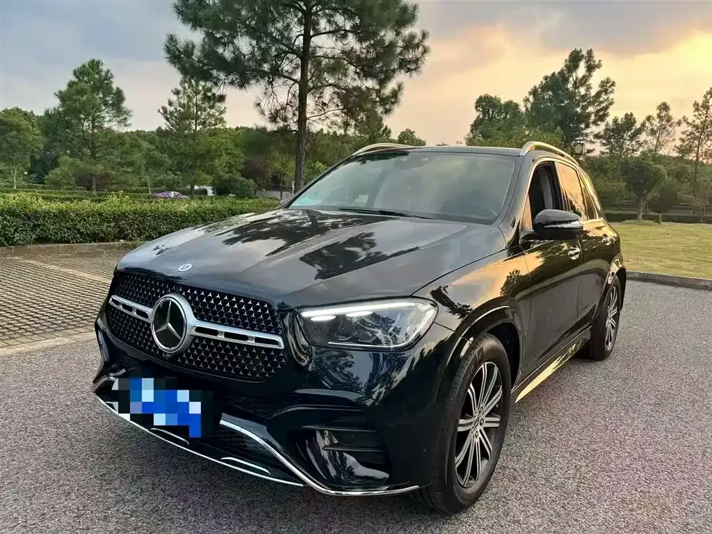 Mercedes-Benz GLE — фото 1