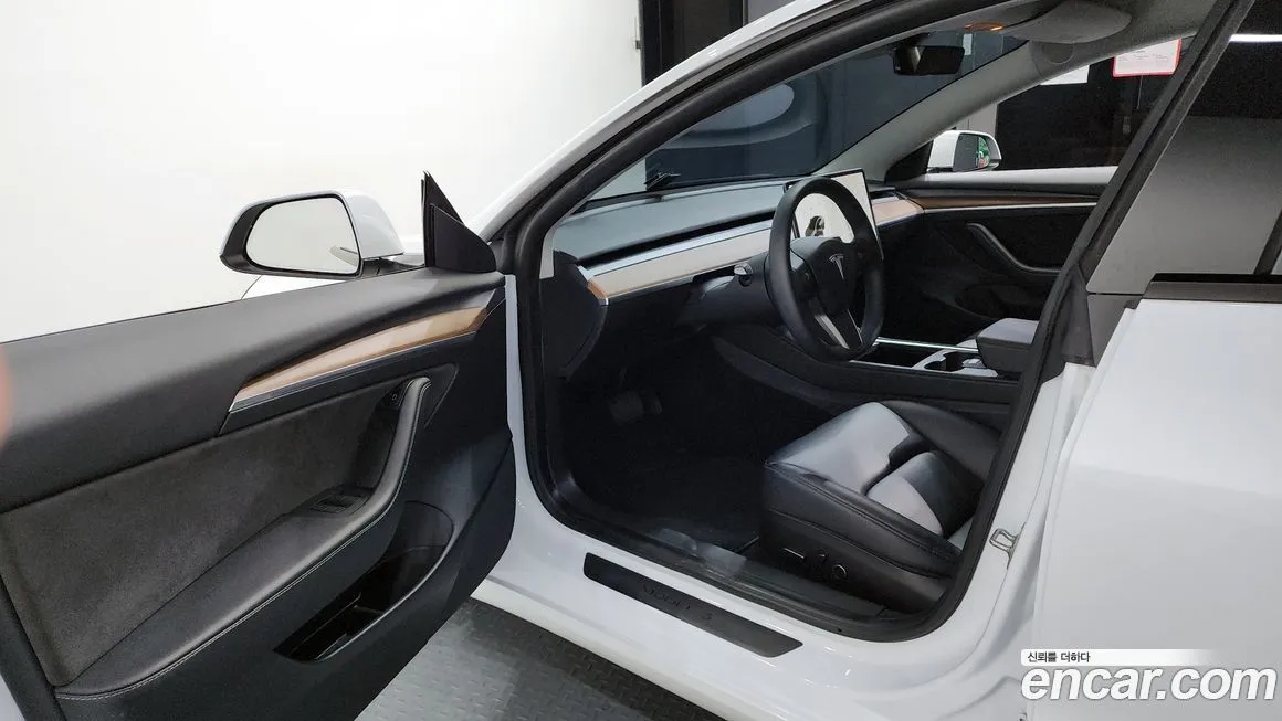 Tesla Model 3 2022 из KR, фото 10