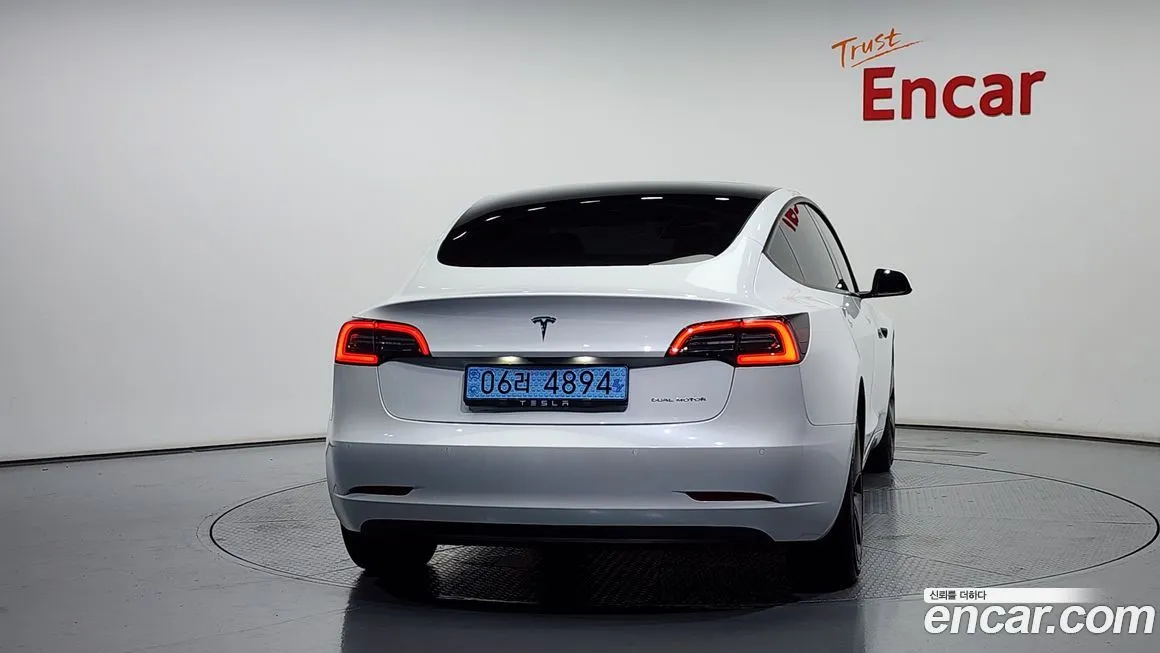 Tesla Model 3 2022 из KR, фото 4