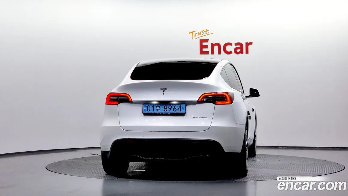 Tesla Model Y 2022 из KR, фото 4