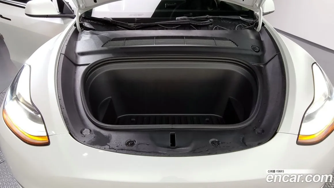 Tesla Model Y 2022 из KR, фото 6