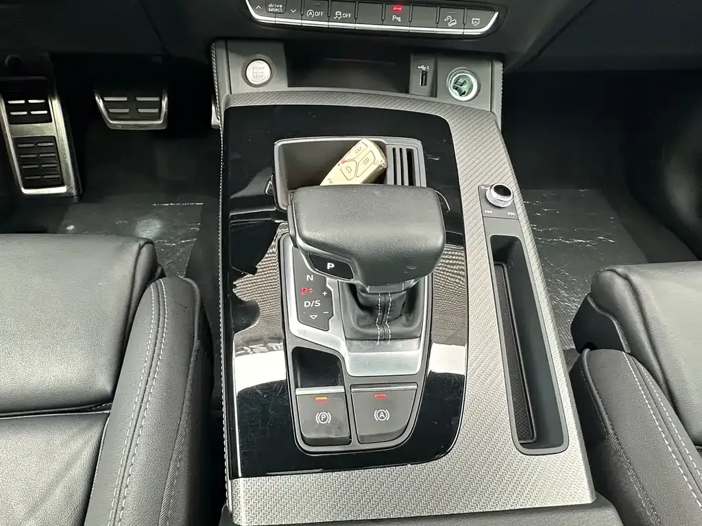 Audi Q5L 2023 из CN, фото 10