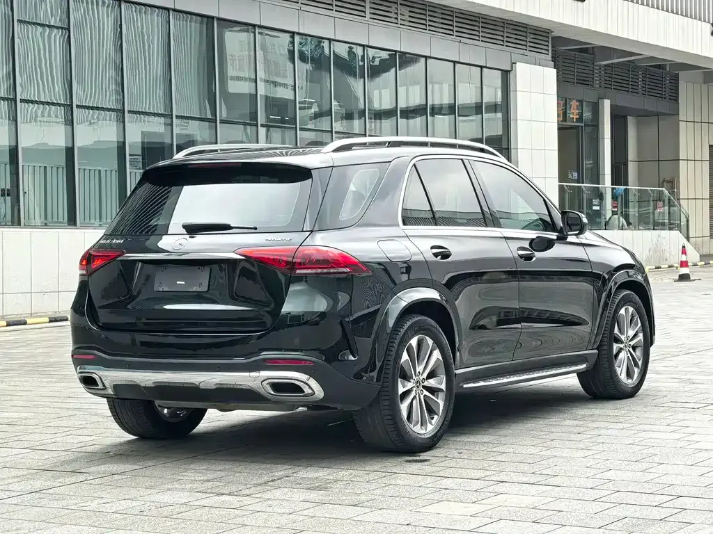 Mercedes-Benz GLE — фото 5