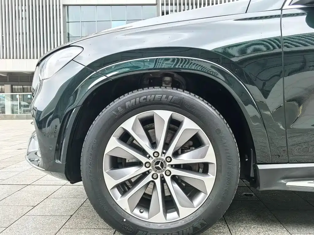 Mercedes-Benz GLE — фото 8