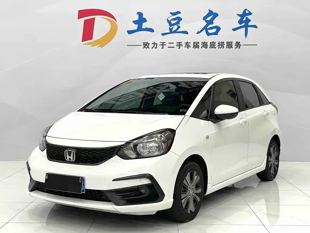 Honda Fit — фото 1