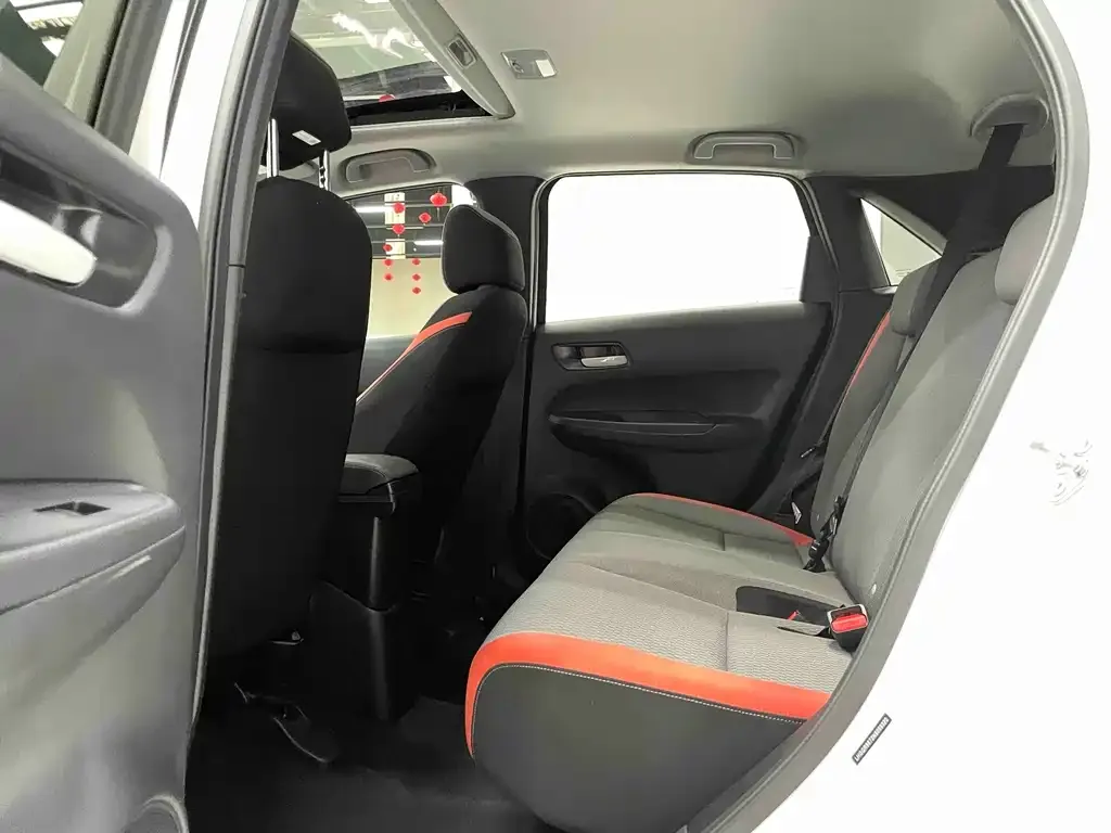 Honda Fit — фото 7