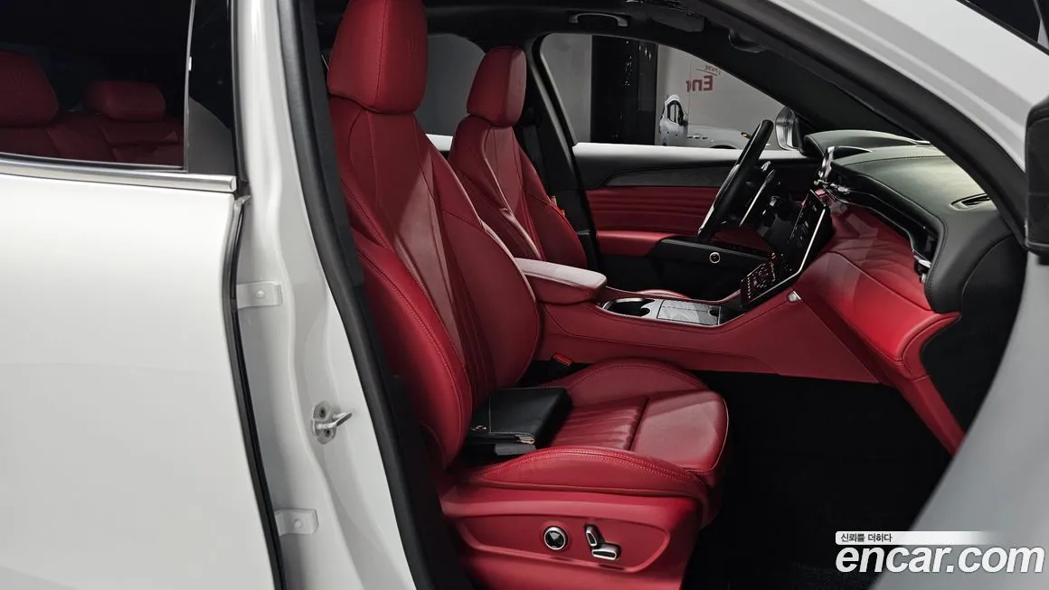 Maserati Grecale 2023 из KR, фото 10