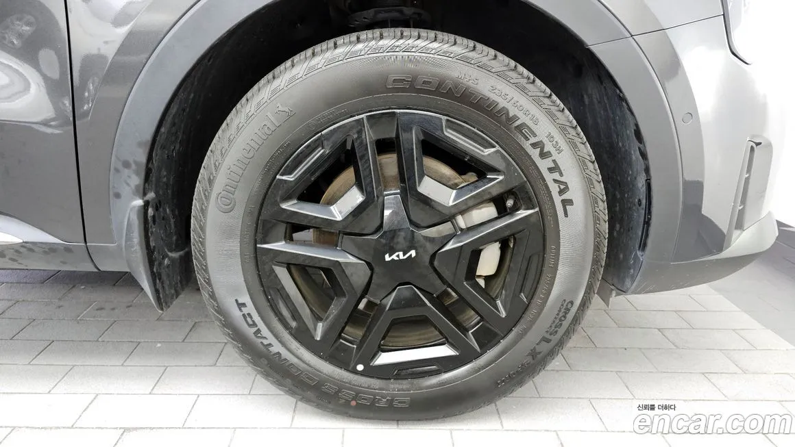Kia Sorento — фото 5
