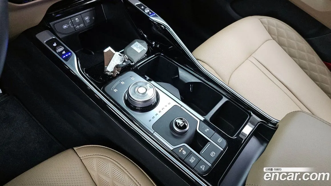Kia Sorento — фото 9