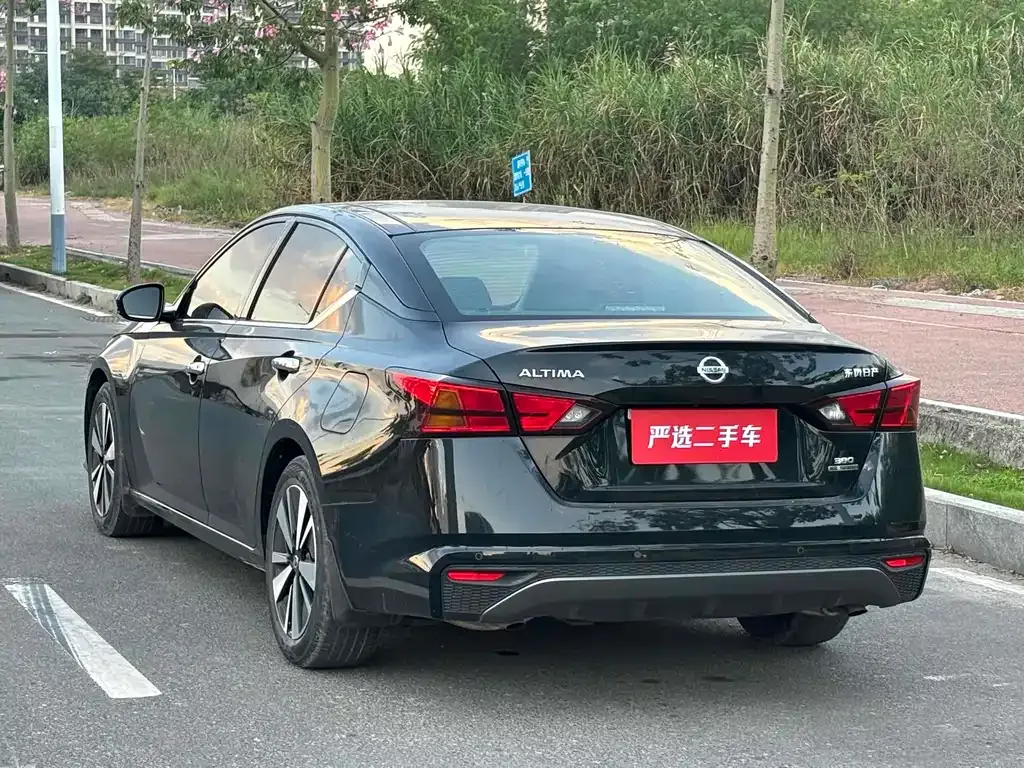 Nissan Teana — фото 7