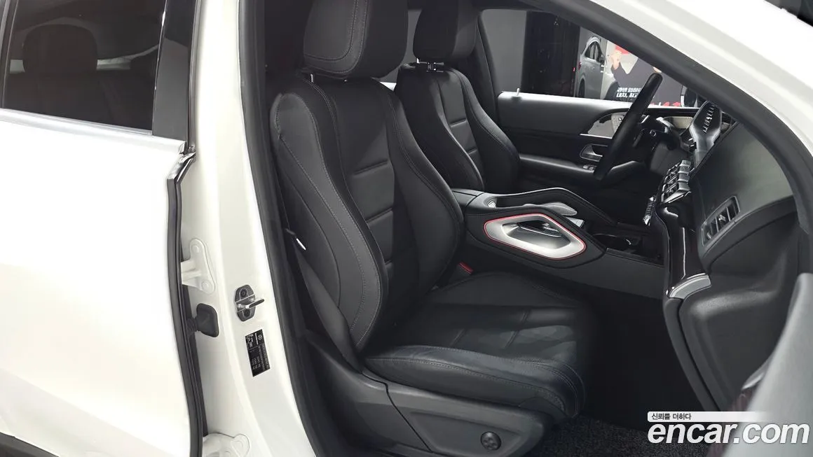 Mercedes-Benz GLE-Class — фото 10