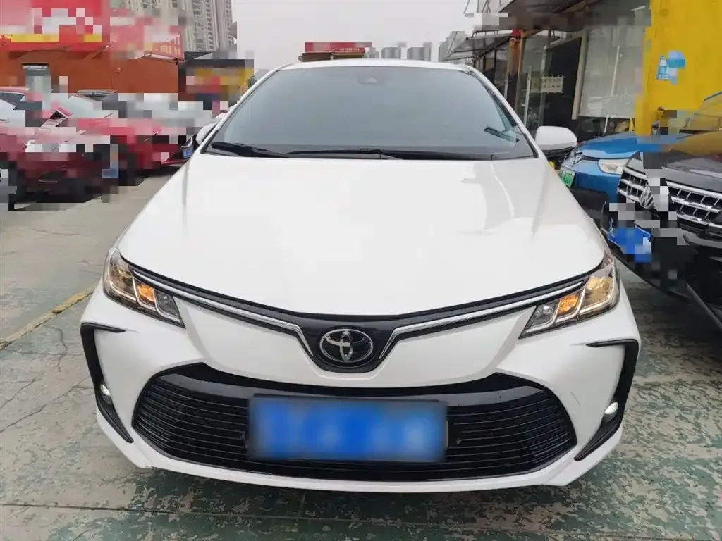 Toyota Corolla 2023 из CN, фото 3