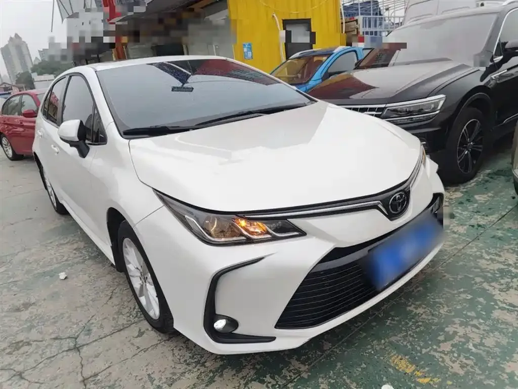 Toyota Corolla 2023 из CN, фото 4